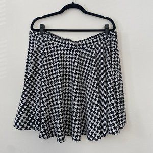SHEIN CURVE HoundstoothA-line Skirt